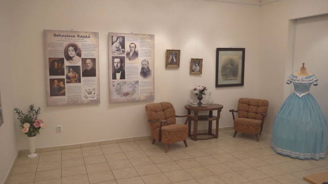 Osudy významných slovenských žien na výstave v Záhorskom osvetovom stredisku