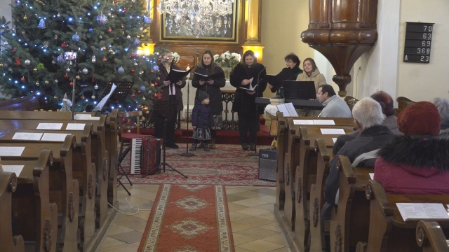 Trojkráľový koncert v evanjelickom kostole v Čáčovespríjemnil sviatok Troch kráľov