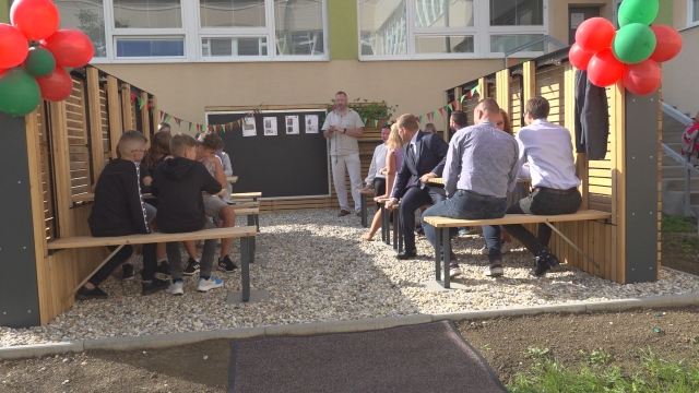Nová outdoorová učebňa v ZŠ na Sadovej ulici zatraktívni vyučovanie