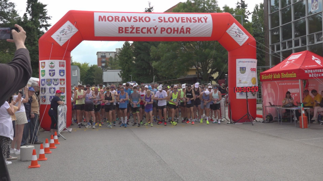 35. ročník Záhoráckeho maratónu a 20. ročník Záhoráckeho polmaratónu