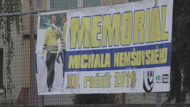 Konal sa 12. ročník hokejbalového memoriálu Michala Nemšovského