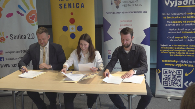 Mesto podpísalo so študentami memorandum o spolupráci