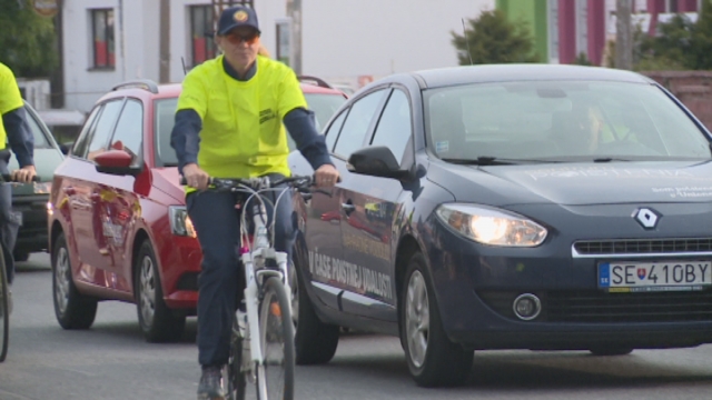 Seničania jazdia do práce na bicykli